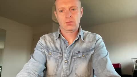 Snapshot of boegieboy76 chatting on 12/10/24, 09:12 ask me online show from 12/10/24, 09:12