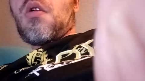 Snapshot of bogeta chatting on 09/21/25, 10:44 Marco online show from 09/21/25, 10:44