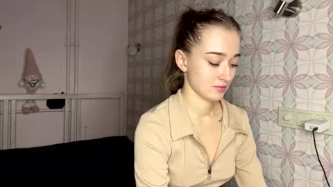 Snapshot of bohemia777 chatting on 12/14/25, 09:41 bohemia777 online show from 12/14/25, 09:41