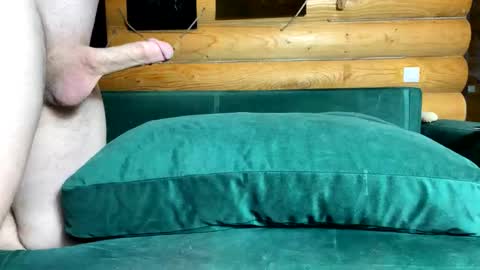 Snapshot of bohemianrhapsody1 chatting on 10/28/25, 11:25 Nail and Olivia online show from 10/28/25, 11:25