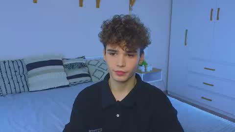 ALEXPVT IS OPEN online show from 11/09/25, 01:20