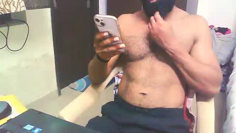 Snapshot of boldinddude chatting on 10/01/25, 12:33 Chris B online show from 10/01/25, 12:33