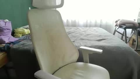 Snapshot of bomba8111 chatting on 09/14/25, 01:43 bomba8111 online show from 09/14/25, 01:43