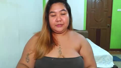 Snapshot of bombastic_darla chatting on 03/21/26, 04:21 bombastic_darla online show from 03/21/26, 04:21