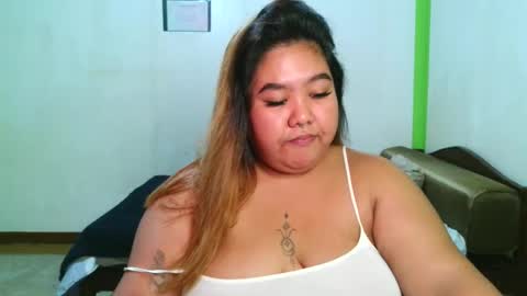 Snapshot of bombastic_darla chatting on 04/03/26, 04:54 bombastic_darla online show from 04/03/26, 04:54