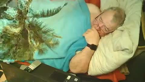 Snapshot of bomber59potsdam chatting on 01/05/25, 11:55 Bomber59potsdam online show from 01/05/25, 11:55