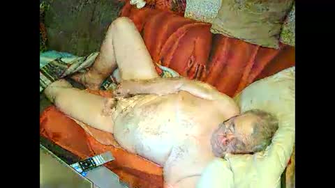 Snapshot of bomber59potsdam chatting on 01/17/25, 11:29 Bomber59potsdam online show from 01/17/25, 11:29