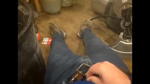 Snapshot of bombinshaman chatting on 12/01/25, 04:23 bombinshaman online show from 12/01/25, 04:23