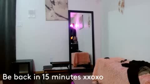 Snapshot of bombshellbaeby chatting on 11/04/25, 05:28 BombshellBaeby online show from 11/04/25, 05:28