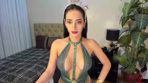 bombshelllaurax online show from 11/08/25, 10:19