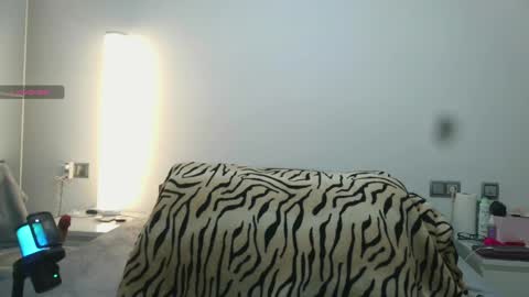 Lucy online show from 04/02/26, 08:01