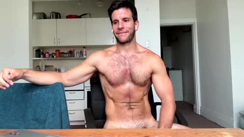 Snapshot of bondi333 chatting on 02/06/25, 12:43 Bondi online show from 02/06/25, 12:43