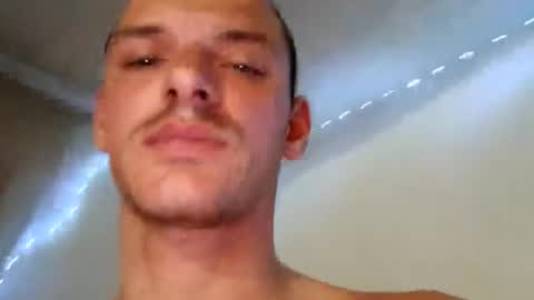 Snapshot of bondsasha2101 chatting on 11/15/25, 08:22 bondsasha2101 online show from 11/15/25, 08:22