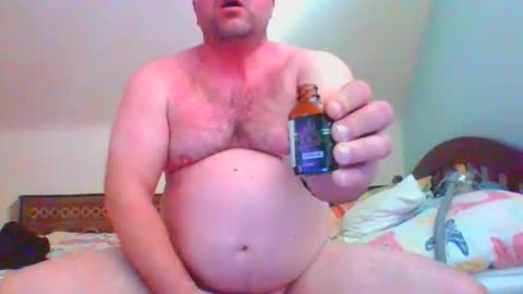 Snapshot of bondsuckslut chatting on 01/18/26, 01:04 borntosuck online show from 01/18/26, 01:04