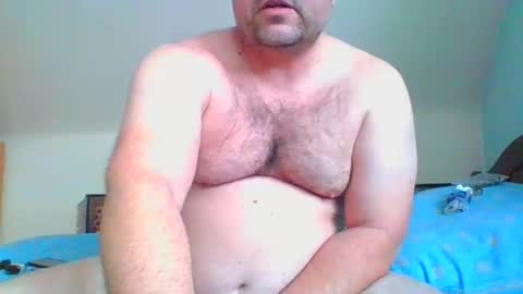 Snapshot of bondsuckslut chatting on 02/21/26, 12:06 borntosuck online show from 02/21/26, 12:06