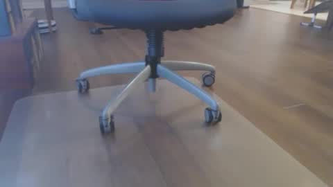 FRECKLES online show from 12/21/25, 01:07