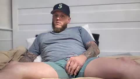 Snapshot of boner4you1994 chatting on 05/25/26, 03:56 boner4you1994 online show from 05/25/26, 03:56