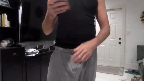 bonerboy100 online show from 02/23/26, 11:35