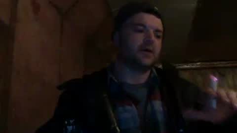 Snapshot of bongdong96 chatting on 12/17/24, 01:50 bongdong96 online show from 12/17/24, 01:50