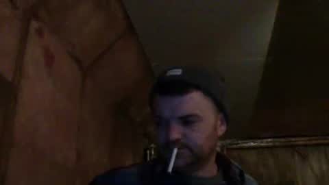 Snapshot of bongdong96 chatting on 12/19/24, 03:18 bongdong96 online show from 12/19/24, 03:18