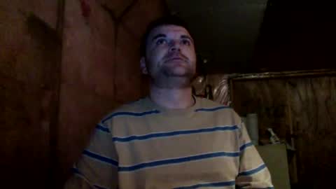 Snapshot of bongdong96 chatting on 12/30/24, 04:42 bongdong96 online show from 12/30/24, 04:42