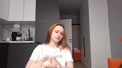 bonne_chance online show from 02/21/25, 09:11