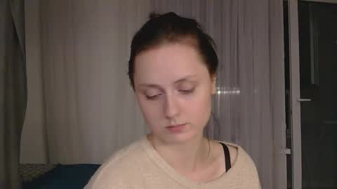 bonne_chance online show from 10/21/25, 07:25