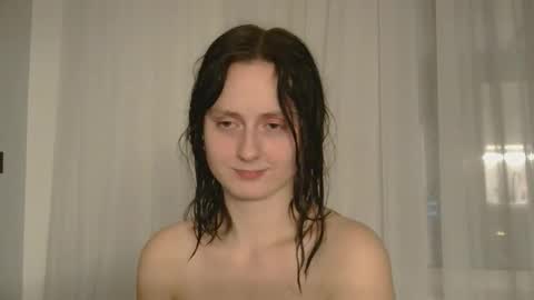 bonne_chance online show from 11/04/25, 05:12