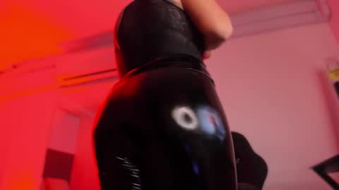 Snapshot of bonnie_an chatting on 02/01/26, 11:20 Bonnie online show from 02/01/26, 11:20