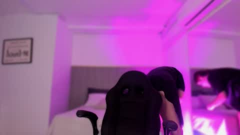 Snapshot of bonnie_an chatting on 02/08/26, 11:13 Bonnie online show from 02/08/26, 11:13