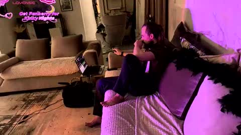 Bonnie and Clyde online show from 02/28/26, 03:40