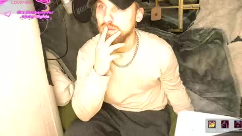 Bonnie and Clyde online show from 03/15/26, 07:42