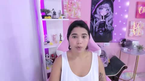 Snapshot of bonnie_benet chatting on 09/24/25, 11:46 Bonnie online show from 09/24/25, 11:46