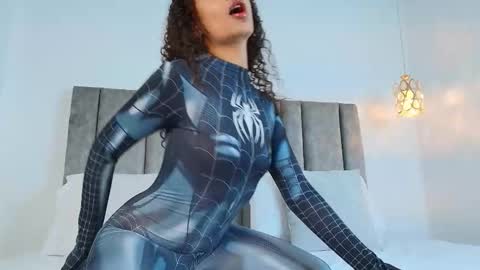 Snapshot of bonnie_bloom chatting on 11/01/25, 07:32 Bonnie online show from 11/01/25, 07:32