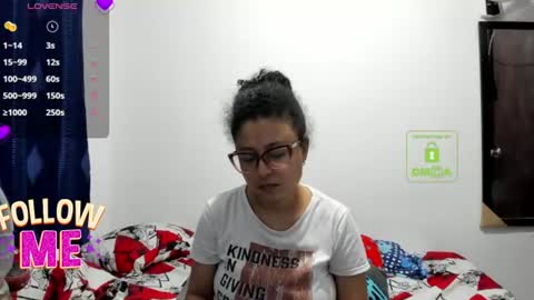 bonnie lam  hello welcome to my room I hope you have fun and you can reach your maximum pleasure here with me online show from 07/05/26, 03:34