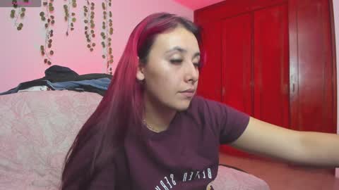 Snapshot of bonnie_moon_ chatting on 01/11/25, 10:51 Bonnie Help me reach 500 likes online show from 01/11/25, 10:51