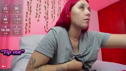 Snapshot of bonnie_moon_ chatting on 02/18/25, 12:48 Bonnie Help me reach 500 likes online show from 02/18/25, 12:48