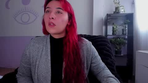 Snapshot of bonnie_moon_ chatting on 10/31/25, 04:30 Bonnie Help me reach 500 likes online show from 10/31/25, 04:30