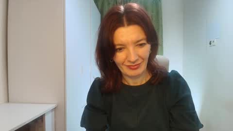 Snapshot of bonnie_naughtyy chatting on 03/01/26, 04:31 Milena online show from 03/01/26, 04:31
