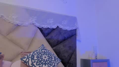   online show from 09/19/25, 12:23