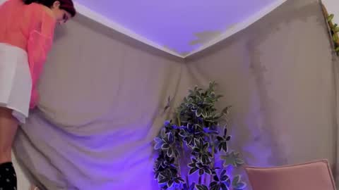   online show from 10/10/25, 11:48