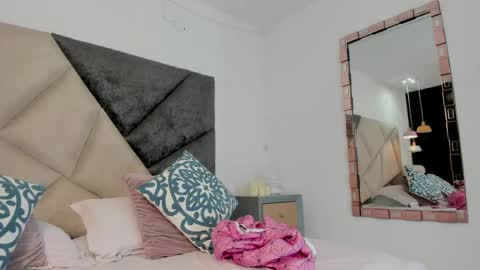 Snapshot of bonniecute_ chatting on 04/20/26, 11:39 online show from 04/20/26, 11:39