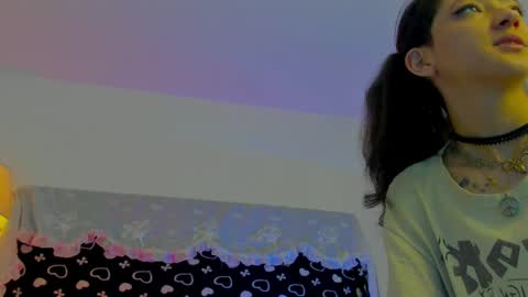 Snapshot of bonniecute_ chatting on 05/06/26, 11:54 online show from 05/06/26, 11:54