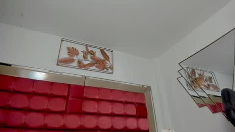 Snapshot of bonniecute_ chatting on 05/18/26, 11:32 online show from 05/18/26, 11:32