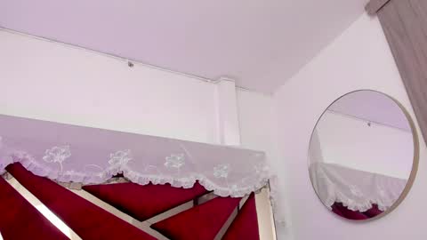 Snapshot of bonniecute_ chatting on 05/31/26, 12:08 online show from 05/31/26, 12:08