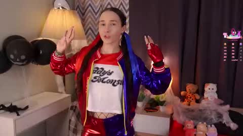 Emma online show from 11/01/25, 12:56