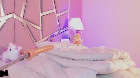 Bonnie  online show from 01/03/25, 09:15