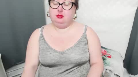 Bonnie online show from 01/06/25, 05:52