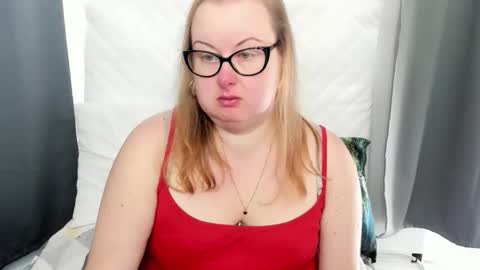 Bonnie online show from 10/16/25, 10:16