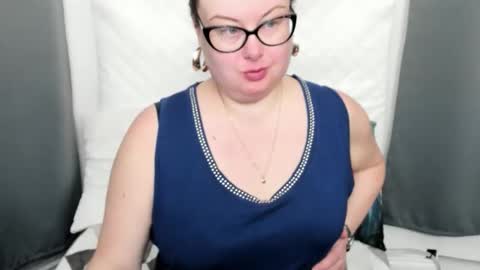 Bonnie online show from 11/20/25, 05:40